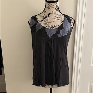 Kische Black and Blue Patterned Sleeveless Blouse
